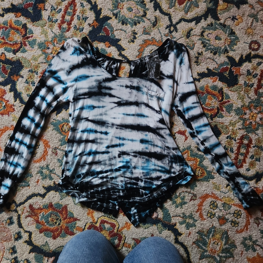 Womens Tie Dye Longsleeve Shirt